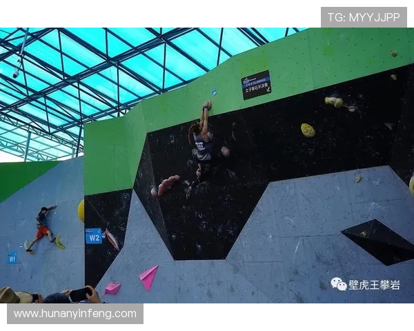 世界攀岩锦标赛特别报道：重庆极限运动队的奋斗经历