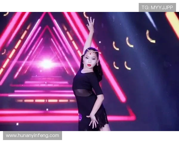 李芳的街舞之路：从热爱到职业生涯的心路历程与成长分享