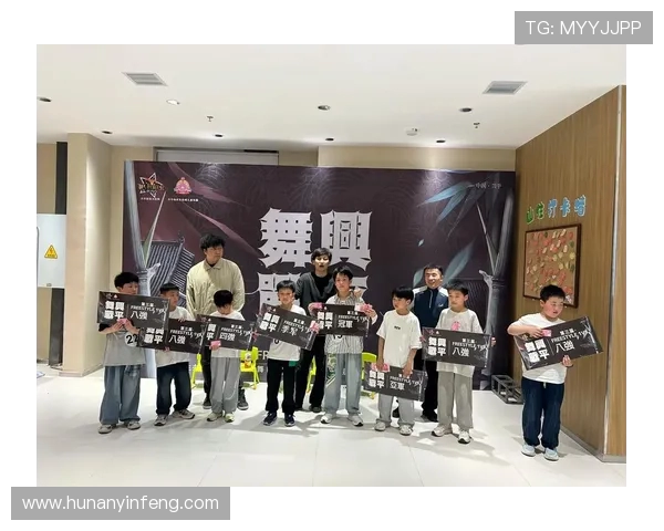 街舞人生的舞台与梦想张磊分享他的热爱与坚持 街舞人生的舞台与梦想张磊分享他的热爱与坚持