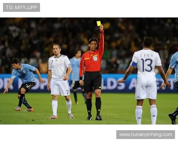 南非与乌拉圭精彩对决视频回顾赛场瞬间尽收眼底 南非与乌拉圭精彩对决视频回顾赛场瞬间尽收眼底