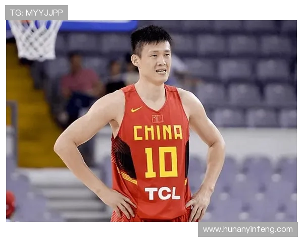 周鹏：从篮球场上的传奇到生活中的奋斗者，见证成长与坚持的故事