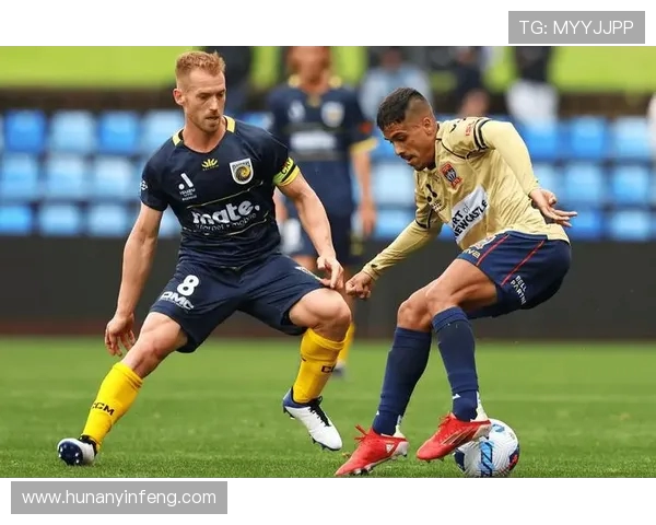 珀斯光荣与曼联激战成焦点比赛比分揭晓精彩瞬间回顾