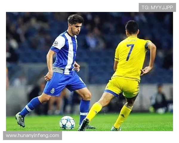 若昂内维斯的足球之路:从青训新星到职业联赛的璀璨之星 若昂内维斯的足球之路:从青训新星到职业联赛的璀璨之星