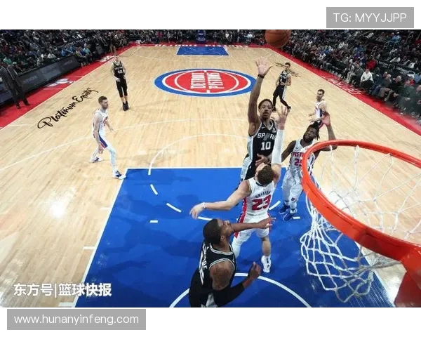 艾尔切主场迎战瓦伦西亚力争三分展现球队斗志与实力