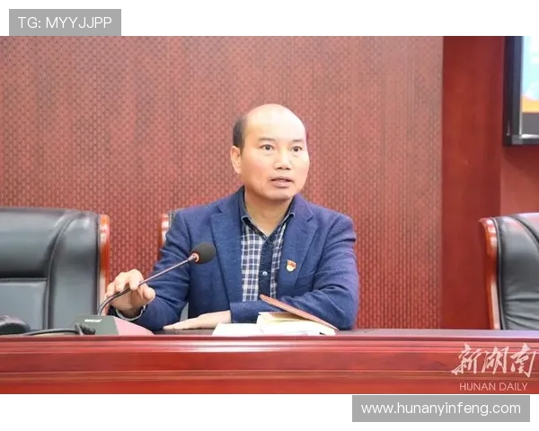 贺希宁：在篮球赛场上书写传奇人生的年轻力量与奋斗故事