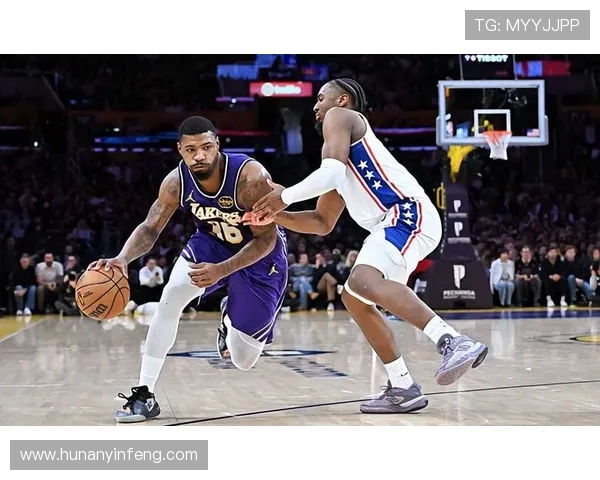 马库斯斯马特在NBA赛场上的传奇表现与个人成长之路 马库斯斯马特在NBA赛场上的传奇表现与个人成长之路