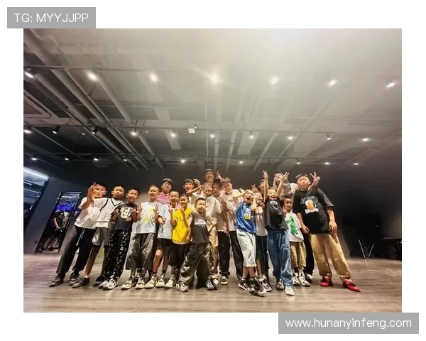 南京街舞队的节奏表现分析与未来发展方向探讨 南京街舞队的节奏表现分析与未来发展方向探讨